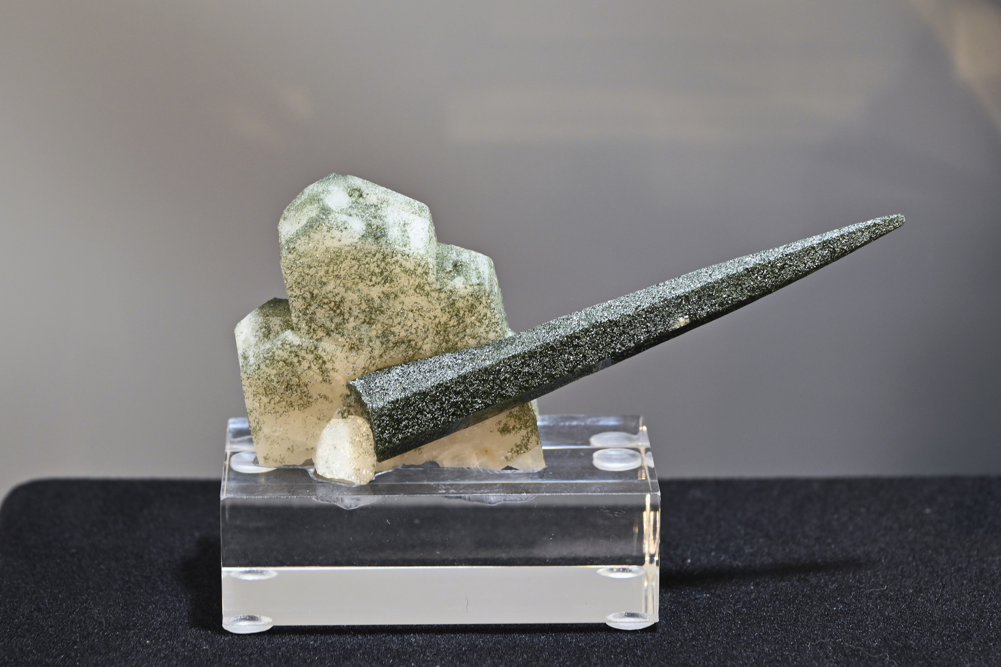 "Das erinnert mich an..."  - Quarz, Chlorit, Orthoklas